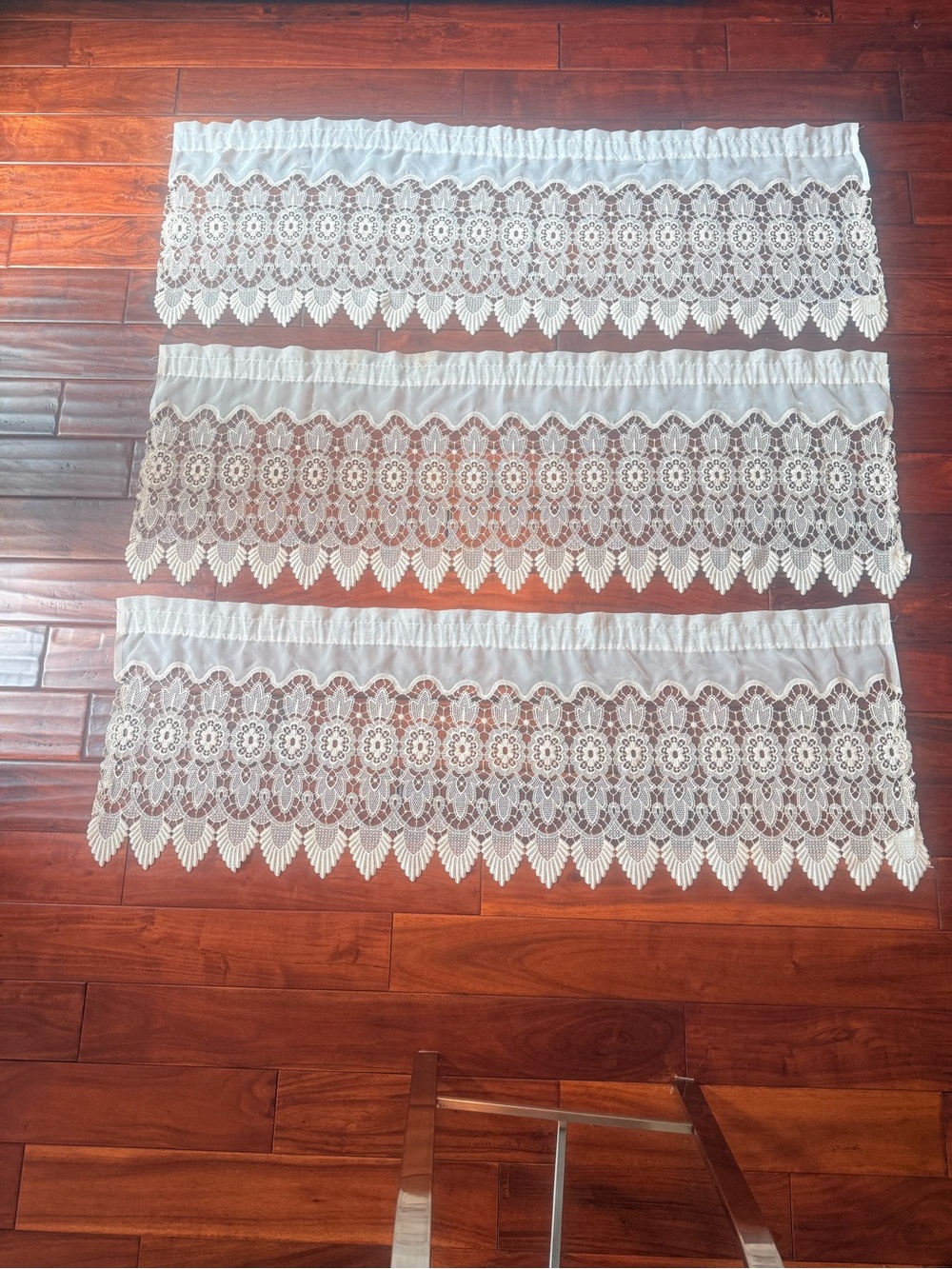 Vintage JCPenney Lace Valance With Scalloped Edge Double Rod 3 Panels Ivory